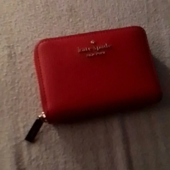 Kate Spade NWT Jackson Zip Bifold Wallet - Picture 2 of 6